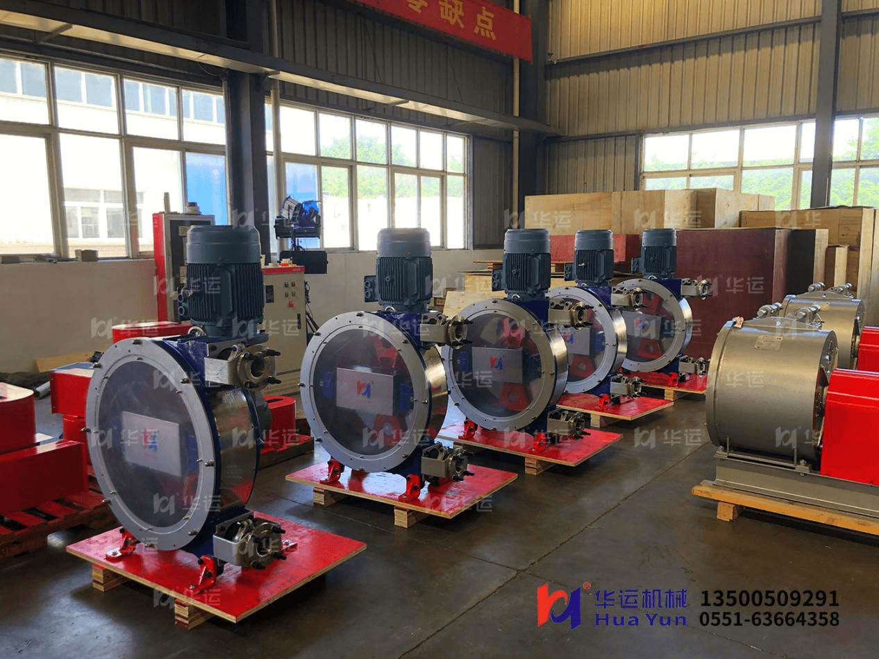 華運(yùn)又一批出口韓國新型專利軟管泵整裝待發(fā)